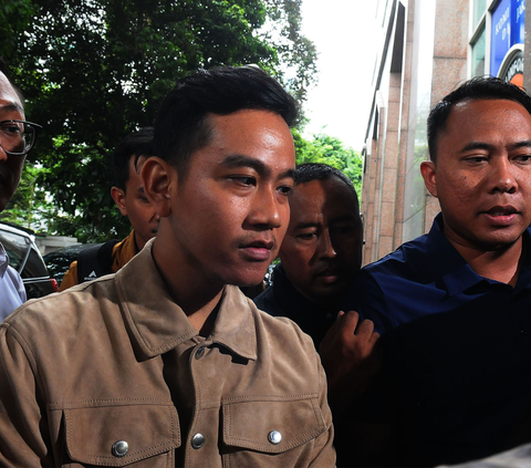 Badan Pengawas Pemilu (Bawaslu) Jakarta Pusat memutuskan cawapres nomor urut dua Gibran Rakabuming Raka sebagai pelanggaran hukum lainnya.