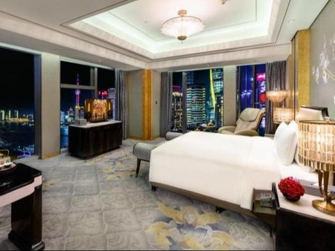 The Appearance of the Luxury Hotel Purchased by Sukanto Tanoto in Shanghai