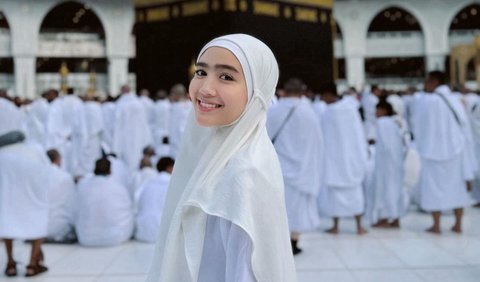Beautiful Wearing Hijab