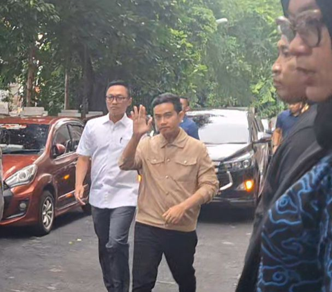 Bawaslu Beri Sanksi Teguran karena Bagi-Bagi Susu di CFD, Ini Respons Gibran