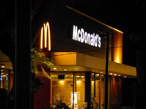 CEO McDonald's Buka Suara Soal Aksi Boikot Imbas Agresi Israel ke Palestina