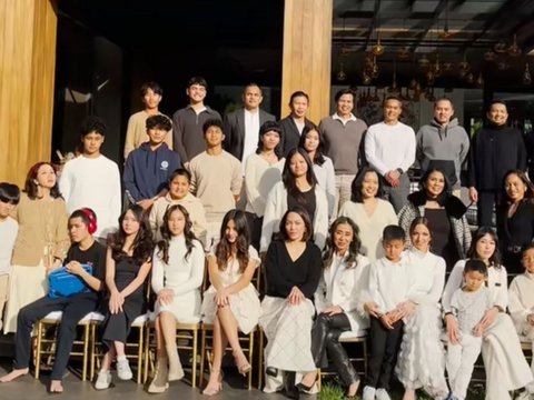 Foto-foto Elegan Generasi Keluarga Bakrie, Netizen 'Vibesnya Drama Korea Konglomerat'