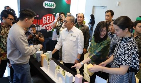 <b>Lonjakan Transaksi E-commerce Mendorong Dukungan Terhadap Produk Lokal.</b>