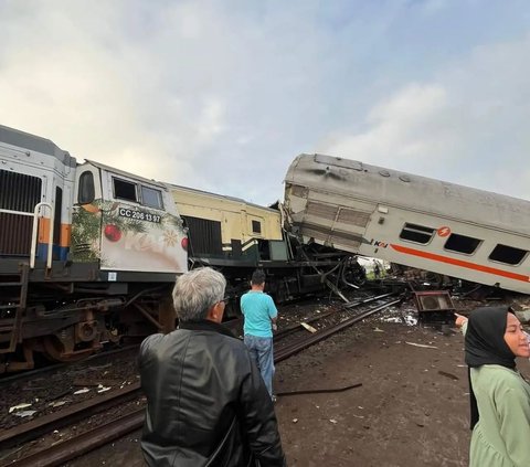 Portrait of the Latest Condition of Bandung Raya Train vs Turangga Train Crash, 3 Crew Members Killed!