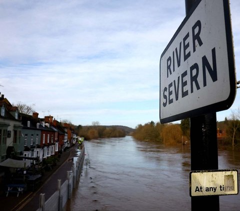 FOTO: Mengintip Cara Jitu Inggris Cegah Banjir dari Luapan Sungai Severn