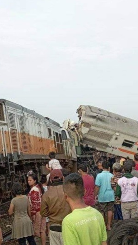 Skenario Evakuasi Korban Terjepit usai Kereta Turangga Tabrakan dengan KA Lokal Bandung