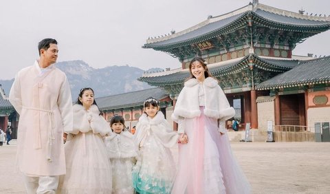 Wearing Hanbok Korea