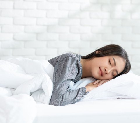 The Dangers of Sleeping on Your Stomach for Body Health