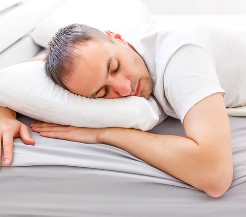 The Dangers of Sleeping on Your Stomach for Body Health