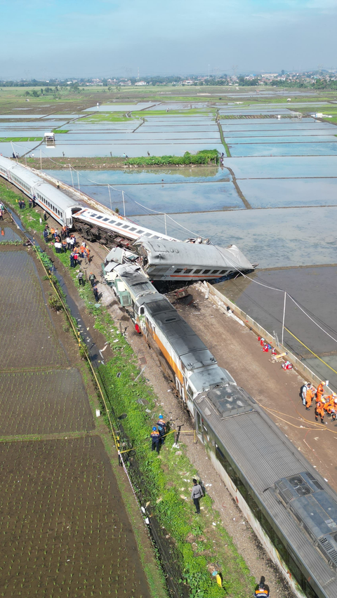 Evakuasi Rampung, Jalur Kereta Api di Cicalengka Bisa Dilalui dengan Kecepatan 20 Km/Jam