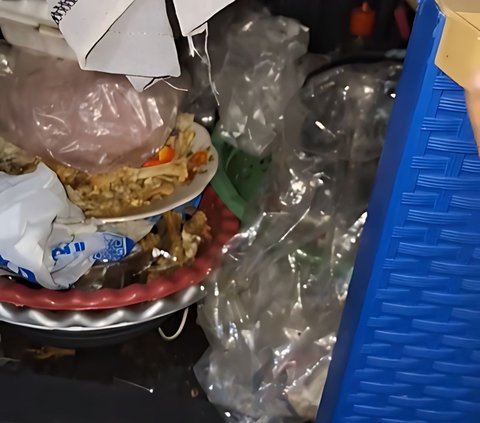 Owner Shocked When Checking the Girl's Boarding Room, Mortar and Pestle Mixed with Trash, Wardrobe Filled with Dirty Dishes and Chicken Bones