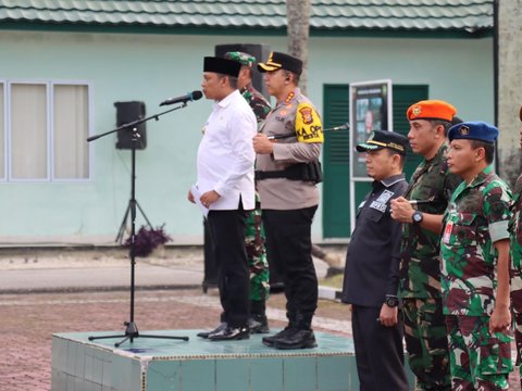 Kompak, Polri dan TNI di Pekanbaru Jaga Kamtibmas Demi Pemilu Damai