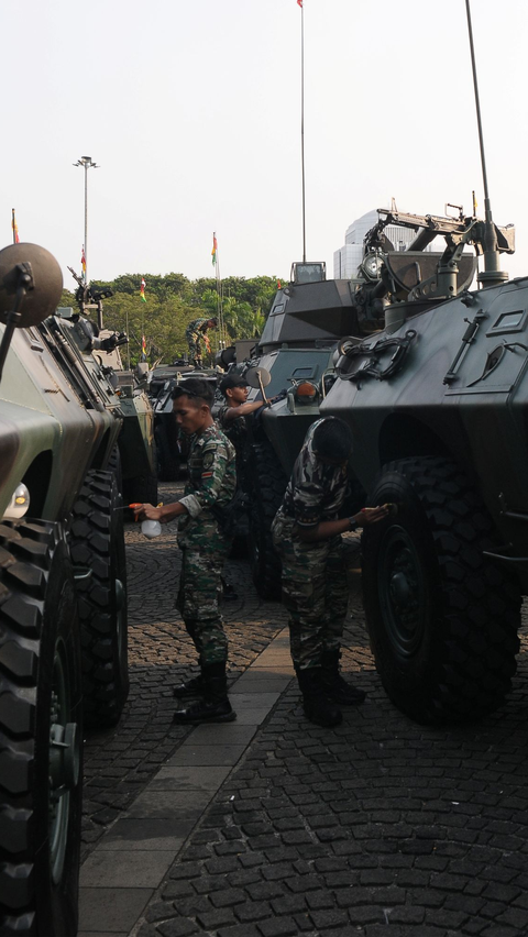 Viral Poster Anggaran Pertahanan Miskinkan Negara, Ini Klarifikasi Stafsus Menkeu