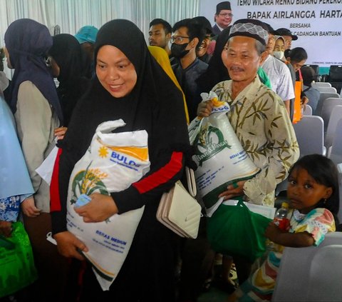 FOTO: Menko Airlangga Bagikan 2.200 BLT El Nino ke Warga Kabupaten Bogor