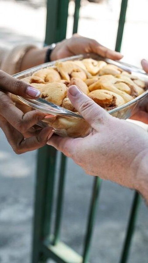 6. Berbagi Makanan untuk Mengurangi Food Waste dan Menguatkan Solidaritas