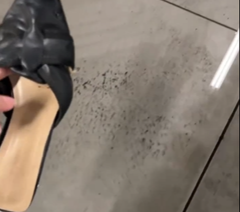 Viral IKEA Alam Sutera Roof Leaks, Expensive Mattress Gets Wet