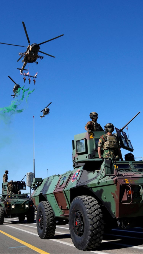 FOTO: Di Tengah Agresi Israel ke Gaza, Irak Pamer Kekuatan Besar Militernya di Hari Tentara