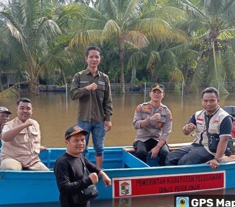Empat Lokasi TPS di Pelalawan Terendam Banjir, Ada Opsi Fasilitasi Warga dengan Perahu Motor
