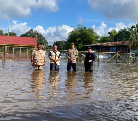 Empat Lokasi TPS di Pelalawan Terendam Banjir, Ada Opsi Fasilitasi Warga dengan Perahu Motor