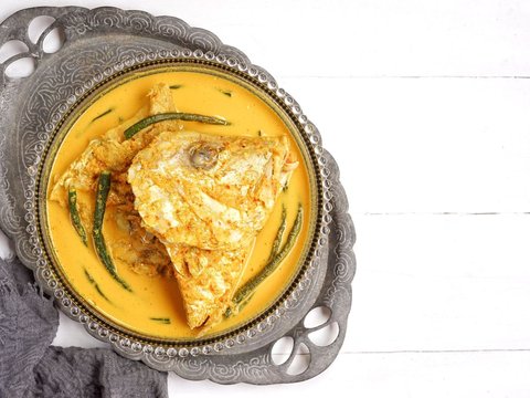 Make Your Own Delicious Red Snapper Head Curry ala Padang Restaurant with a Delicious Taste