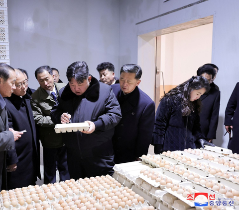 FOTO: Senangnya Kim Ju Ae, Putri Kim Jong Un Diajak Mengunjungi Peternakan Ayam Kwangchon