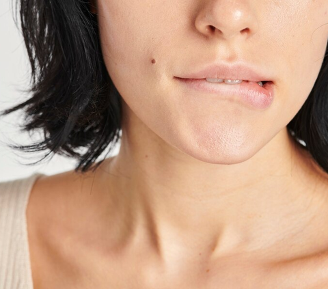 7 Penyebab Bintik Pada Bibir yang Mengganggu dan Solusi Ampuh Mengatasinya