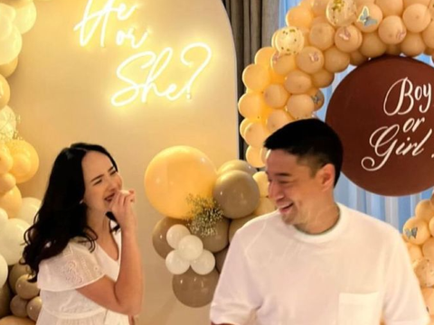 Momen Bahagia Pamela Bowie Gelar Gender Reveal, ini Jenis Kelamin Calon Anak Pertamanya