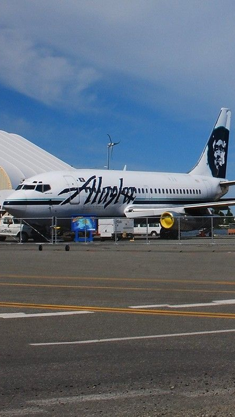 Fakta-Fakta Jendela Pesawat Alaska Airlines Copot di Udara, Nyaris Memakan Korban hingga Kini Dilarang Terbang