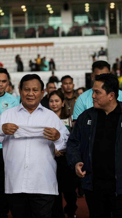 FOTO: Momen Prabowo Subianto Didampingi Erick Thohir Teken Kerjasama dengan Akademi Sepakbola untuk Melahirkan Atlet Muda Lokal Berprestasi