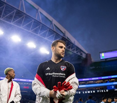 Profil Maarten Paes, Kiper Andalan Tim MLS Calon Pemain Timnas Indonesia