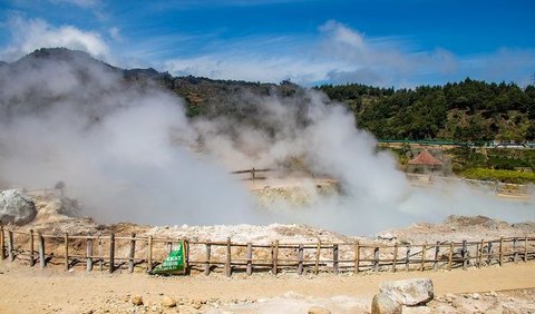 6. Kawah Sikidang