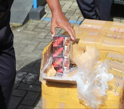 Kudus Customs Successfully Thwarts Shipment of Hundreds of Thousands of Illegal Cigarettes