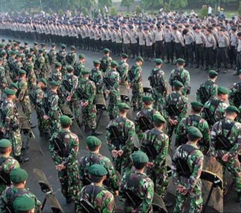 Mentioned in Presidential Debate, Jokowi Has Signed the Increase in TNI-Polri Salary