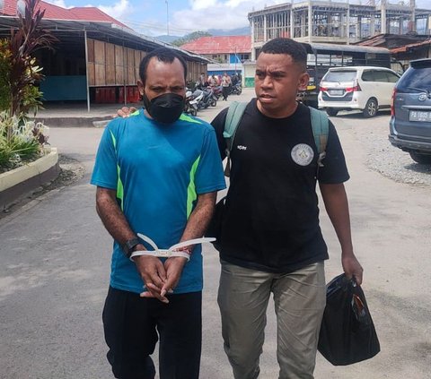 Pasok Amunisi dan Berulang Kali Terlibat Penyerangan, Anggota KKB Papua Diserahkan ke Jaksa
