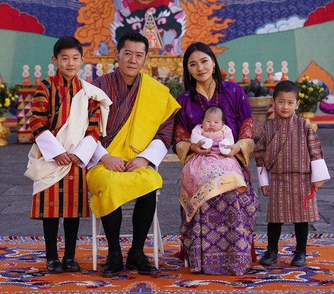 The Charm of Queen Jetsun Pema of Bhutan in Traditional Attire