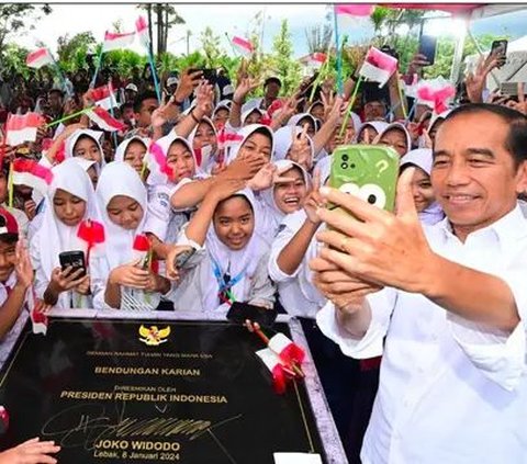 Jokowi Inaugurates Rp2.2 Trillion 'Giant' Dam in Banten