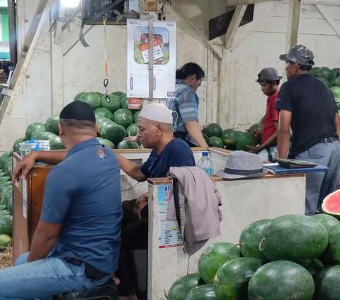 Identitas Korban Lain Kasus Penyiraman Air Keras Pedagang Semangka di Kramat Jati