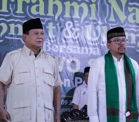 FOTO: Momen Prabowo Hadiri Silaturahmi Ribuan Umat-Ulama dan Kunjungi Bayt Al-Quran Al Akbar di Palembang