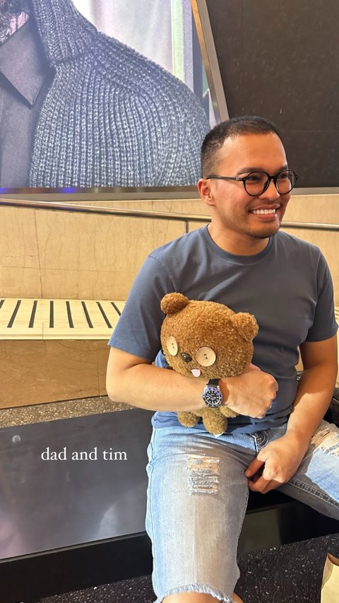 7 Potret Faisal Harris Kumpul Bareng Ketiga Putrinya, dari Shafa Harris - si Bungsu Shabina Mecca Tampil Cantik Semua