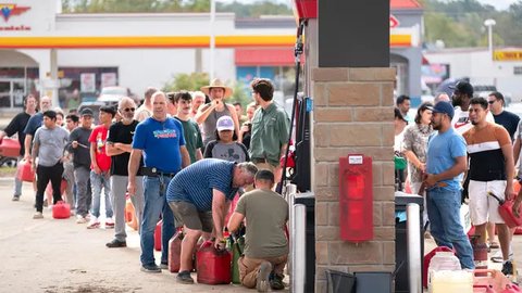 Di North Carolina, terjadi pemadaman listrik yang meluas. (Sean Rayford/Getty Images North America/Getty Images via AFP)