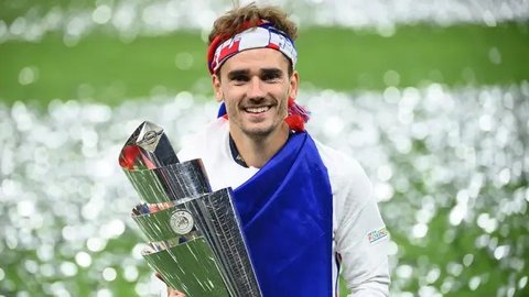 FOTO: Alasan Menyentuh Antoine Griezmann Putuskan Pensiun dari Timnas Prancis