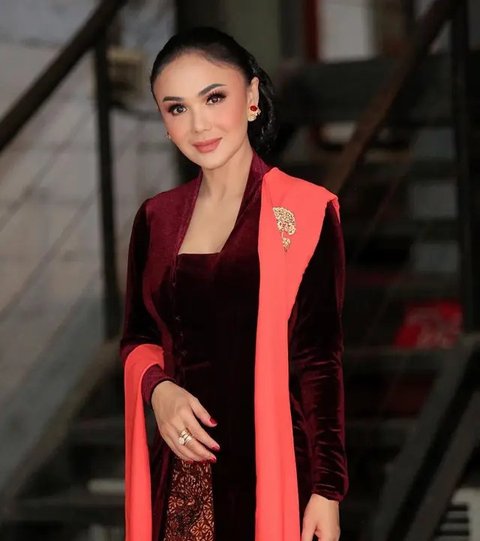 Sejumlah artis Tanah Air melayangkan dukacita mendalam atas meninggalnya Marissa Haque pada 2 Oktober 2024, dari Inul Daratista hingga Bunda Corla. (Foto: Dok. Instagram @marissahaque)