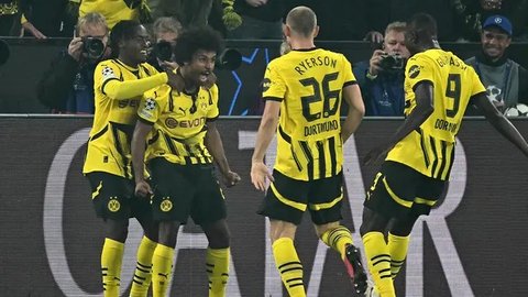 <b>Sejarah Baru Borussia Dortmund!</b>