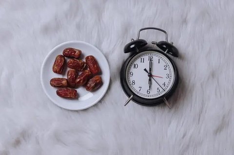Buah kurma. (Foto: Freepik/azerbaijan_stockers)