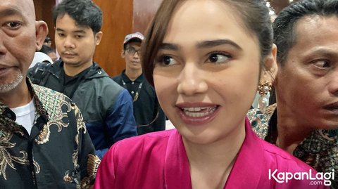 Saat Ditanya Tentang Rencana Pernikahannya Dengan El Rumi, Syifa Hadju Menyatakan Akan Menunggu Al Ghazali dan Alyssa Daguise