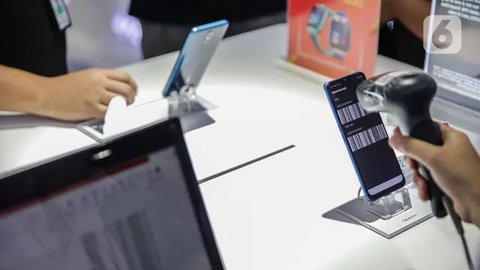 Banner Infografis Ponsel Black Market Diblokir via IMEI. (Sumber Foto: huffingtonpost.com)