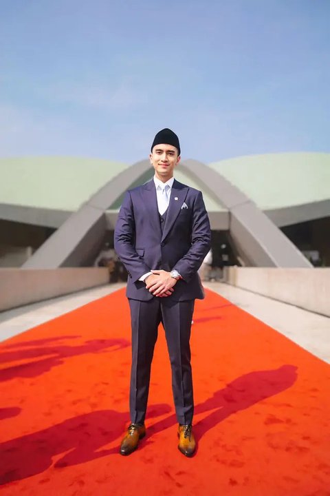 Verrell Bramasta saat pelantikan anggota DPR 2024-2029. (Istimewa)