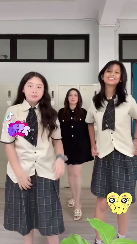 7 Potret Jemima Anak Sulung Celine Evangelista yang Kini Sudah Remaja, Parasnya Makin Cantik