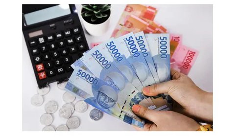 Pemerintah menetapkan UMP 2024 sesuai formulasi dalam Peraturan Pemerintah (PP) 51 Tahun 2023. (Liputan6.com/Herman Zakharia)