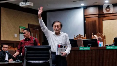 Kejaksaan Agung (Kejagung) kembali melakukan penyitaan aset tersangka korporasi PT Asset Pacific terkait kasus mafia minyak goreng. (Liputan6.com/Nanda Perdana Putra)